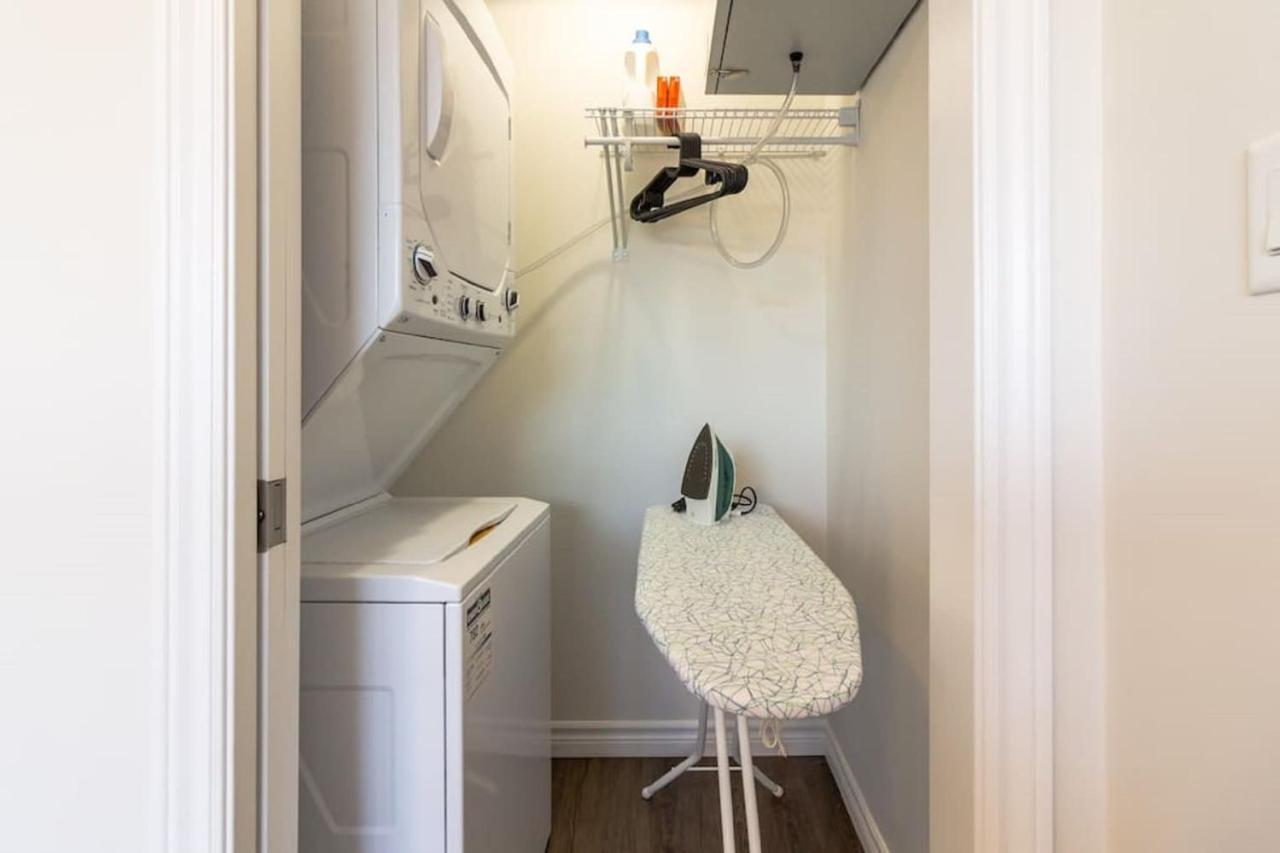 Newly Renovated Modern Condo Near Hospital, Unb Patio & Parking Coffee 세인트존 외부 사진