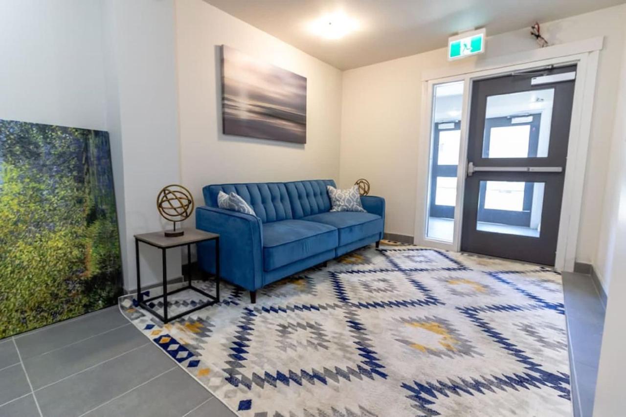 Newly Renovated Modern Condo Near Hospital, Unb Patio & Parking Coffee 세인트존 외부 사진